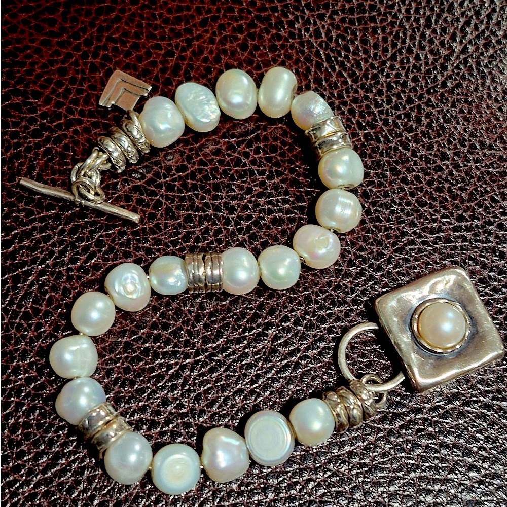 Silpada Vintage Silver with White Pearls Bracelet - Picture 6 of 8
